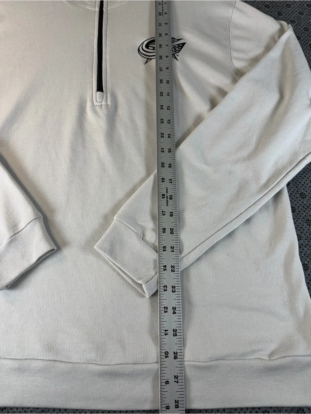 Columbus Blue Jacket Men’s Quarter-Zip Sweatshirt